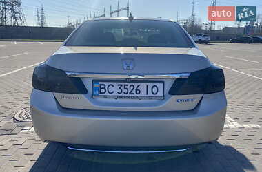 Седан Honda Accord 2014 в 