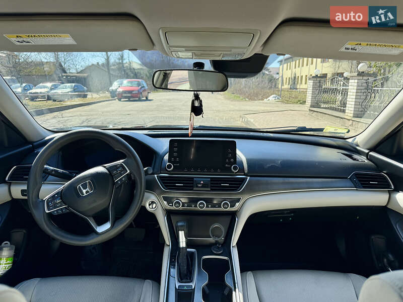 Седан Honda Accord 2018 в Івано-Франківську