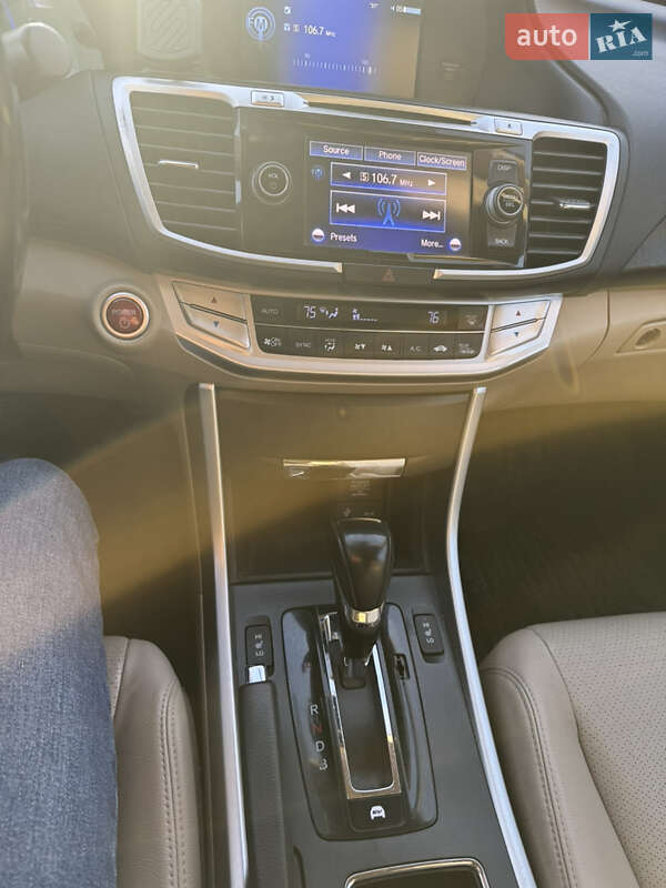 Седан Honda Accord 2014 в Хмельницькому