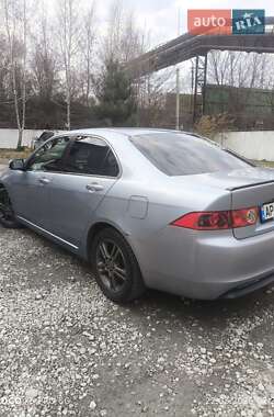 Седан Honda Accord 2004 в 