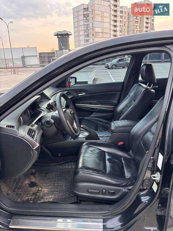 Седан Honda Accord 2008 в Киеве
