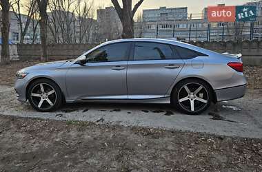 Седан Honda Accord 2018 в 
