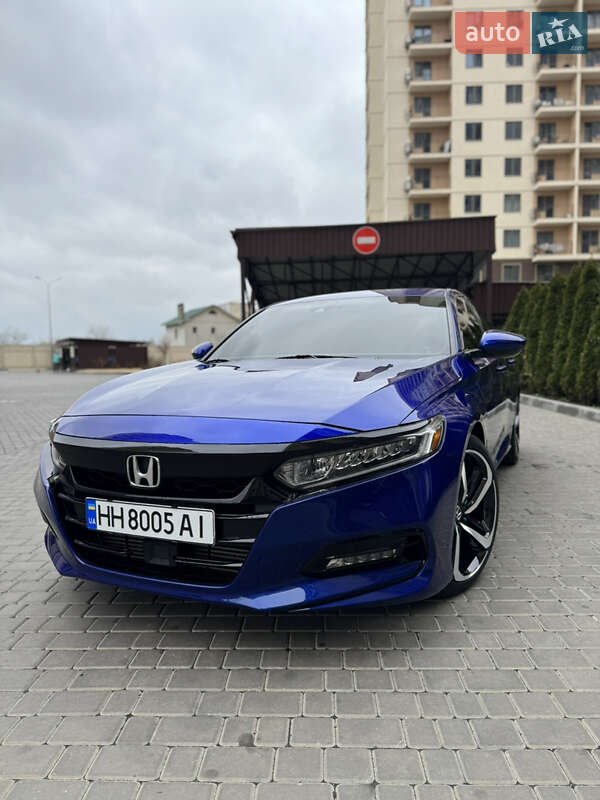Седан Honda Accord 2017 в Одессе