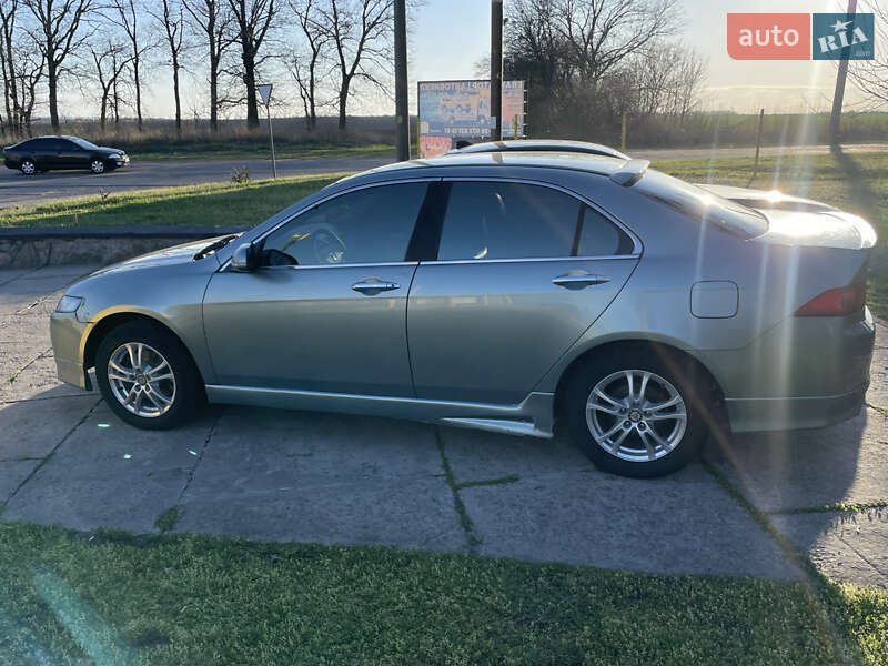 Седан Honda Accord 2004 в Черкассах