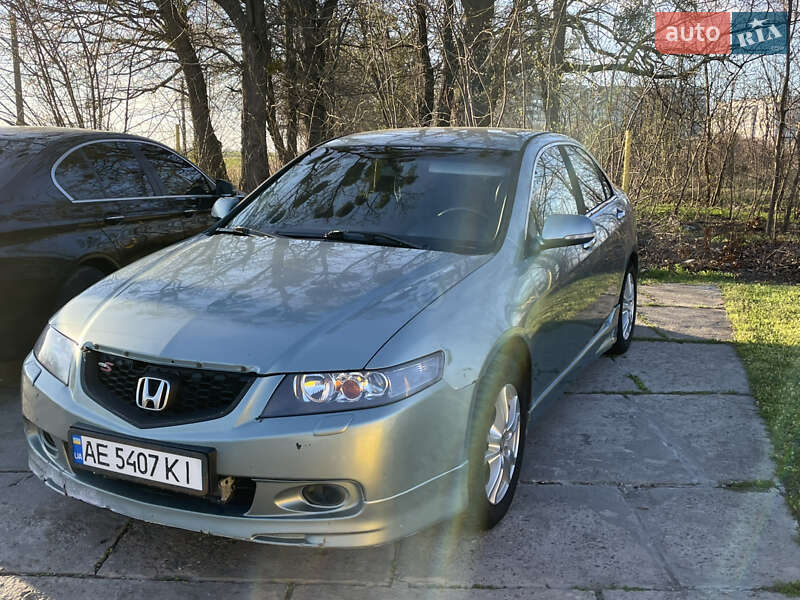 Седан Honda Accord 2004 в Черкассах