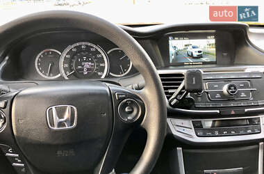 Седан Honda Accord 2014 в 