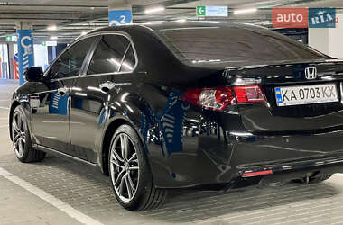 Седан Honda Accord 2009 в 