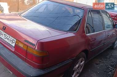 Седан Honda Accord 1992 в 