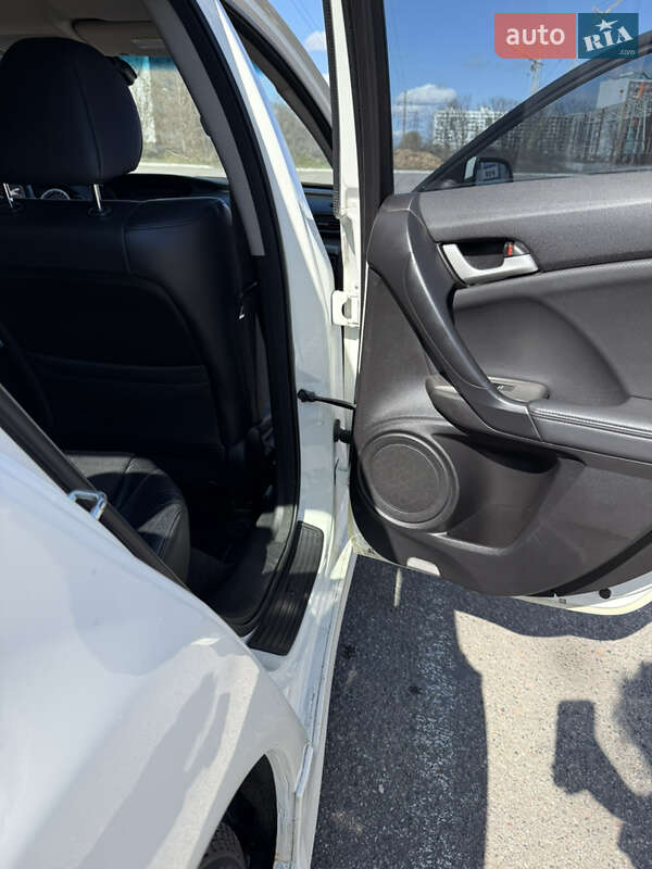 Седан Honda Accord 2008 в Чернігові