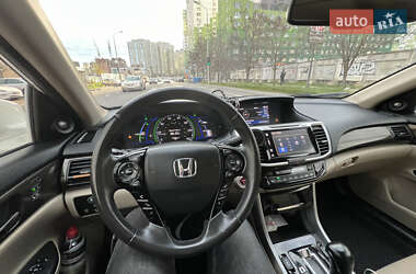 Седан Honda Accord 2016 в 