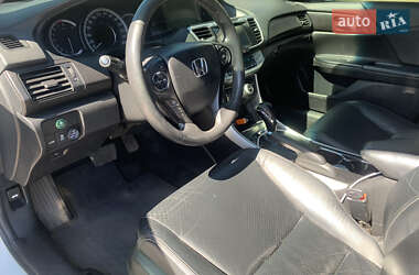Седан Honda Accord 2015 в 