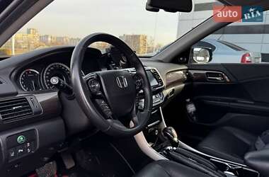 Седан Honda Accord 2017 в 