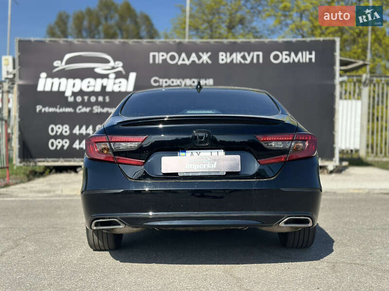 Седан Honda Accord 2022 в Харькове