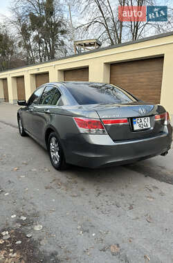 Седан Honda Accord 2012 в 