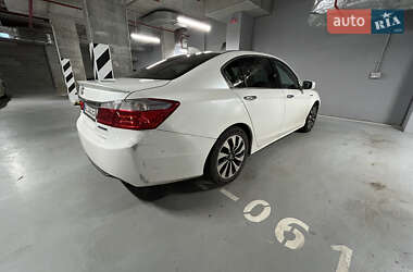Седан Honda Accord 2014 в 