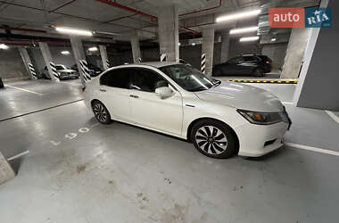 Седан Honda Accord 2014 в 