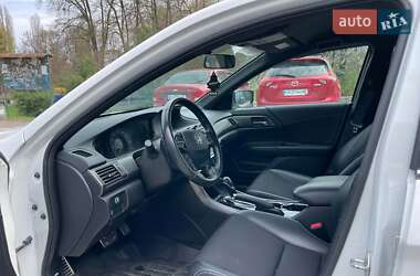 Седан Honda Accord 2017 в 