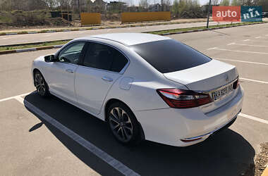 Седан Honda Accord 2017 в 