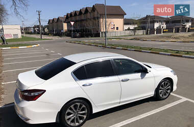 Седан Honda Accord 2017 в 