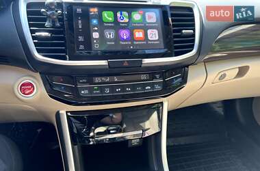 Седан Honda Accord 2017 в 