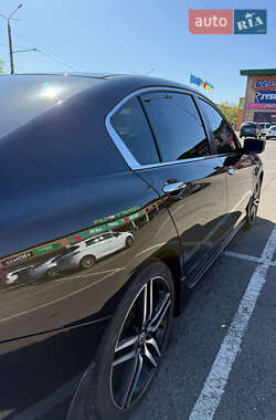 Седан Honda Accord 2017 в 