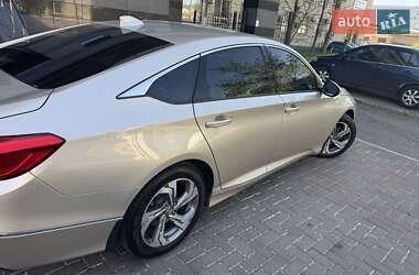 Седан Honda Accord 2019 в 