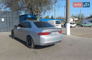 Седан Honda Accord 2004 в 