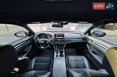 Седан Honda Accord 2018 в 