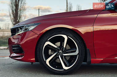 Седан Honda Accord 2018 в 