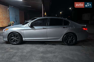 Седан Honda Accord 2016 в 