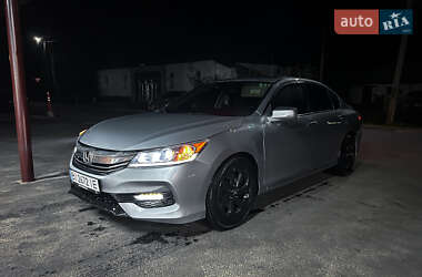 Седан Honda Accord 2016 в 