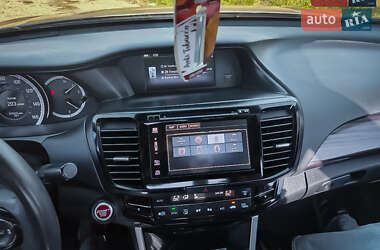 Седан Honda Accord 2016 в 