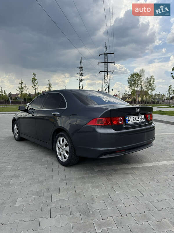 Седан Honda Accord 2006 в Києві