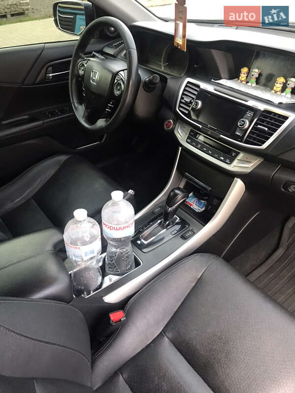 Седан Honda Accord 2014 в Одессе