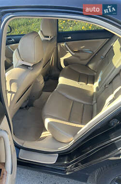 Седан Honda Accord 2005 в 