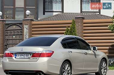 Седан Honda Accord 2013 в 