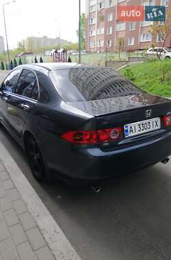 Седан Honda Accord 2003 в 