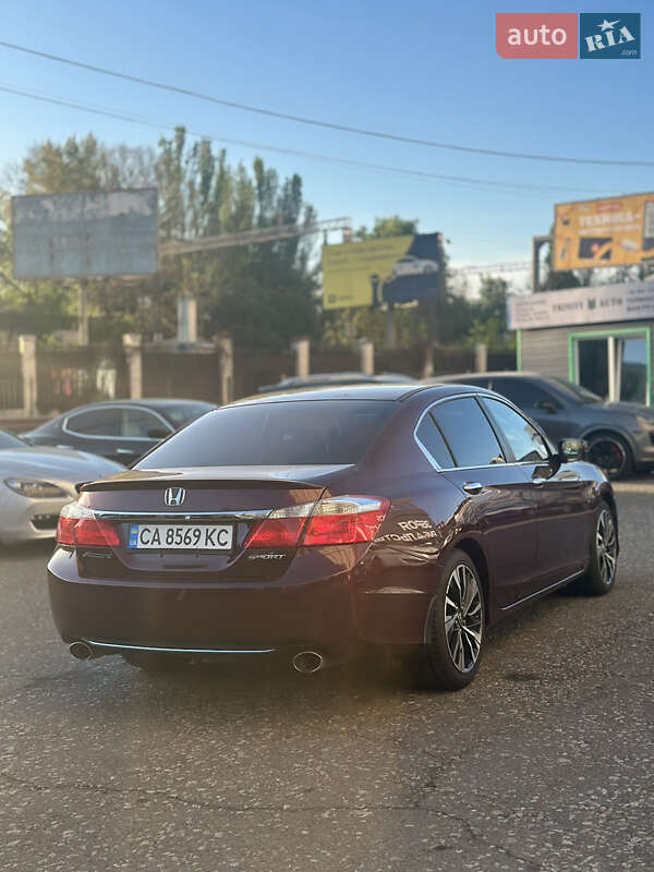 Седан Honda Accord 2013 в Одессе