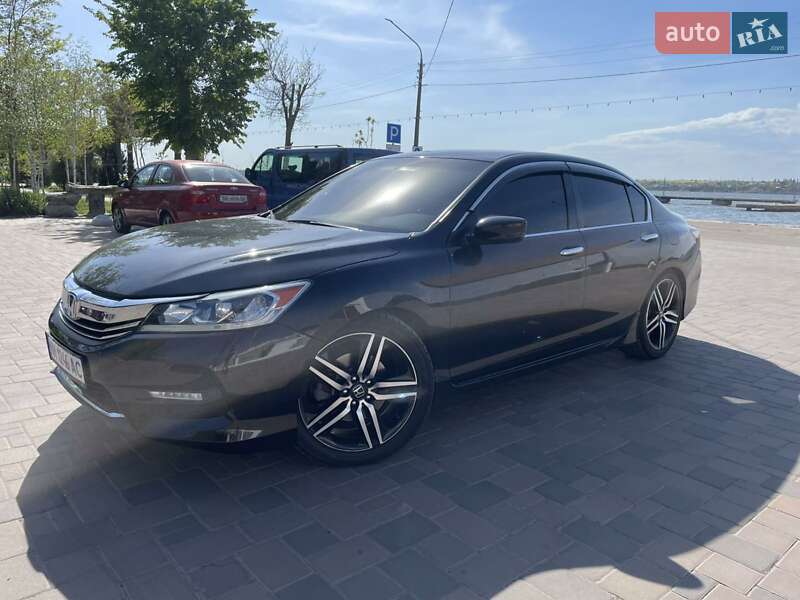 Седан Honda Accord 2017 в Миколаєві