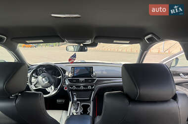 Седан Honda Accord 2018 в 