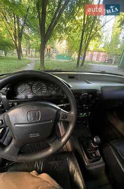 Седан Honda Accord 1992 в 