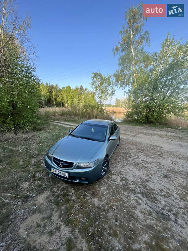 Седан Honda Accord 2003 в Золотоноше