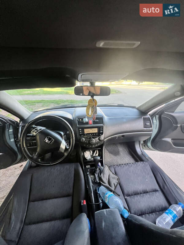 Седан Honda Accord 2003 в Золотоноше