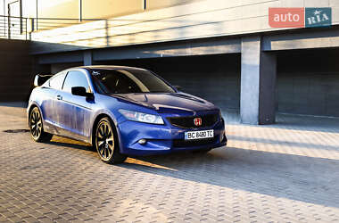 Купе Honda Accord 2009 в 