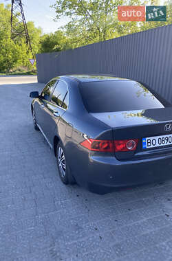 Седан Honda Accord 2003 в 