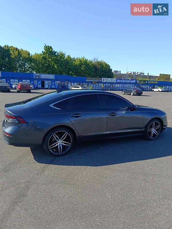 Седан Honda Accord 2023 в Києві