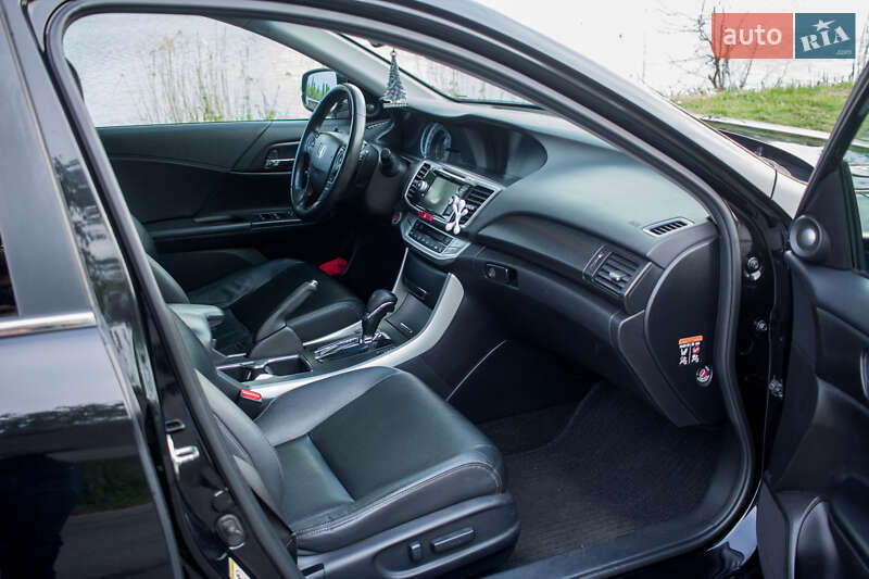 Седан Honda Accord 2013 в Василькові