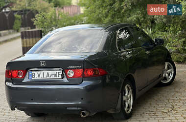 Седан Honda Accord 2005 в 