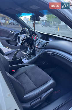 Седан Honda Accord 2012 в 