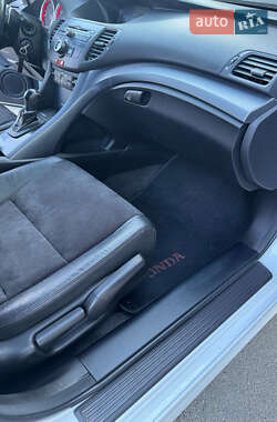 Седан Honda Accord 2012 в 